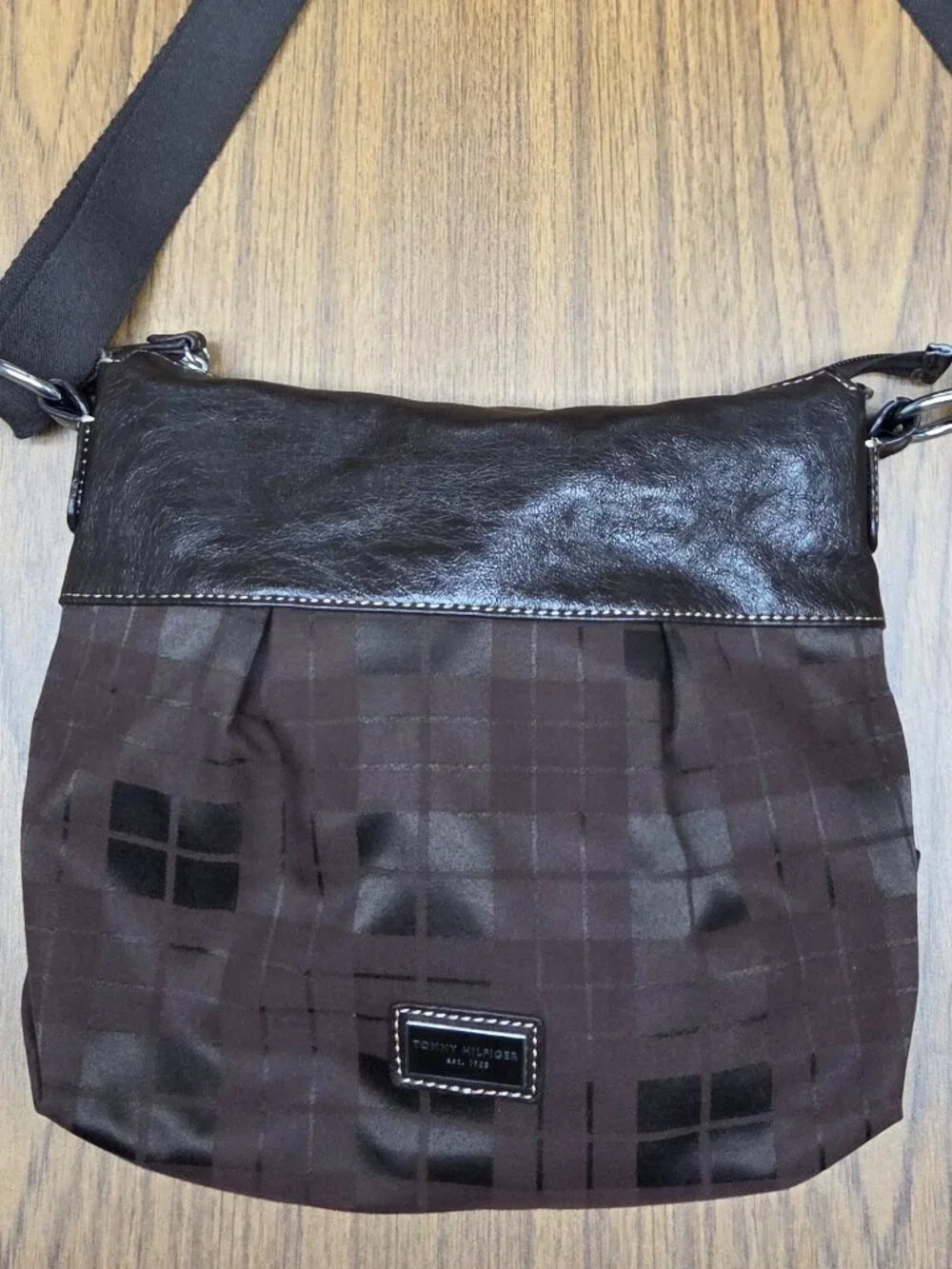 Tommy Hilfiger Crossbody Bag